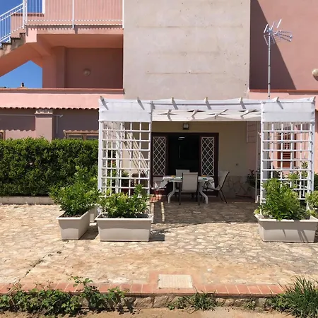 Milicia Apartment Mandra Capreria Exterior photo